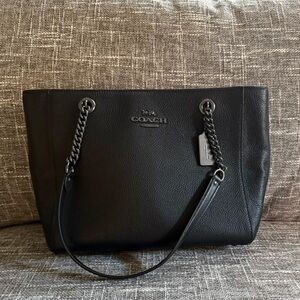 NWT Coach Women’s Cammie Chain Tote
